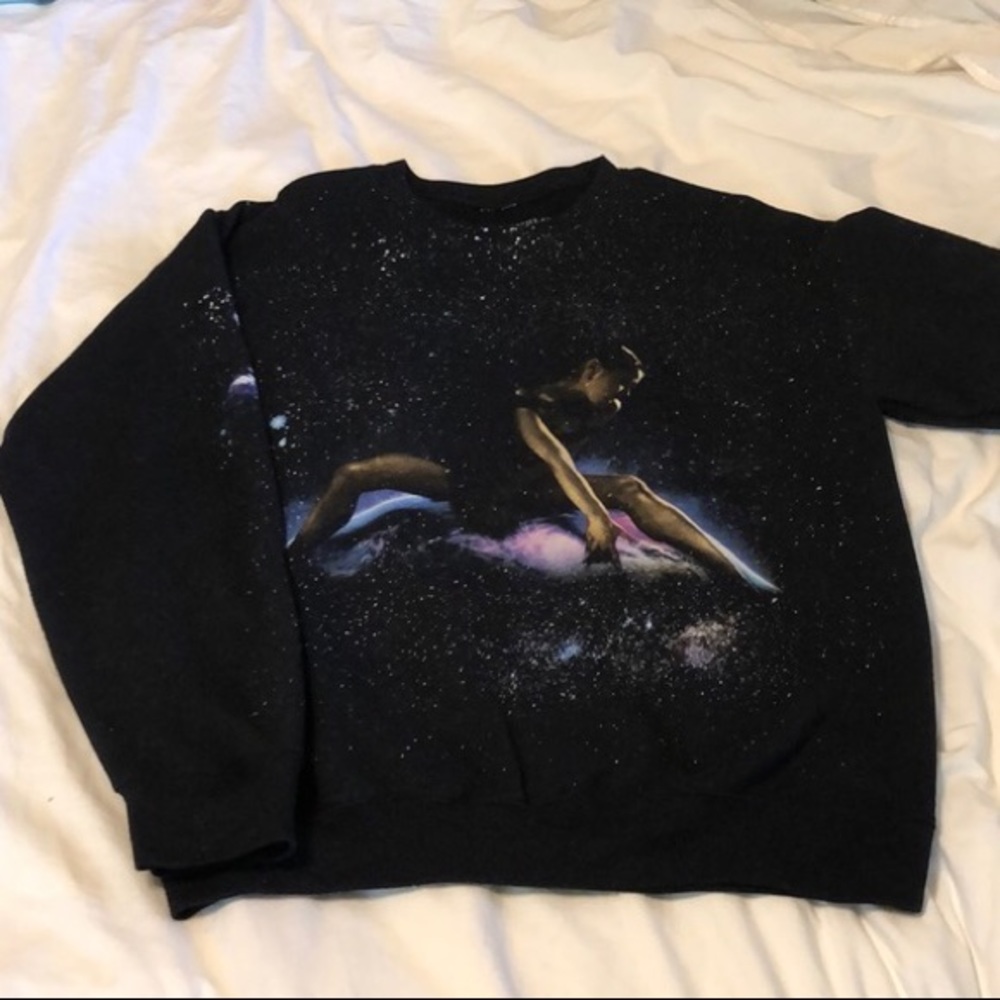 Ariana Grande sweater crewneck merch GIAW globe god is a woman real